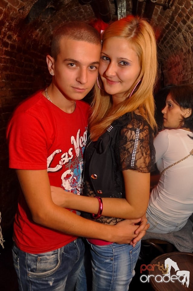 Retro Party în Club Escape, 