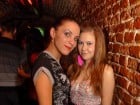 Retro Party în Club Escape