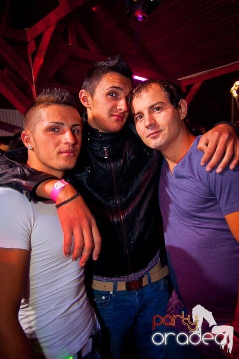 Retro Party în Disco Faház,