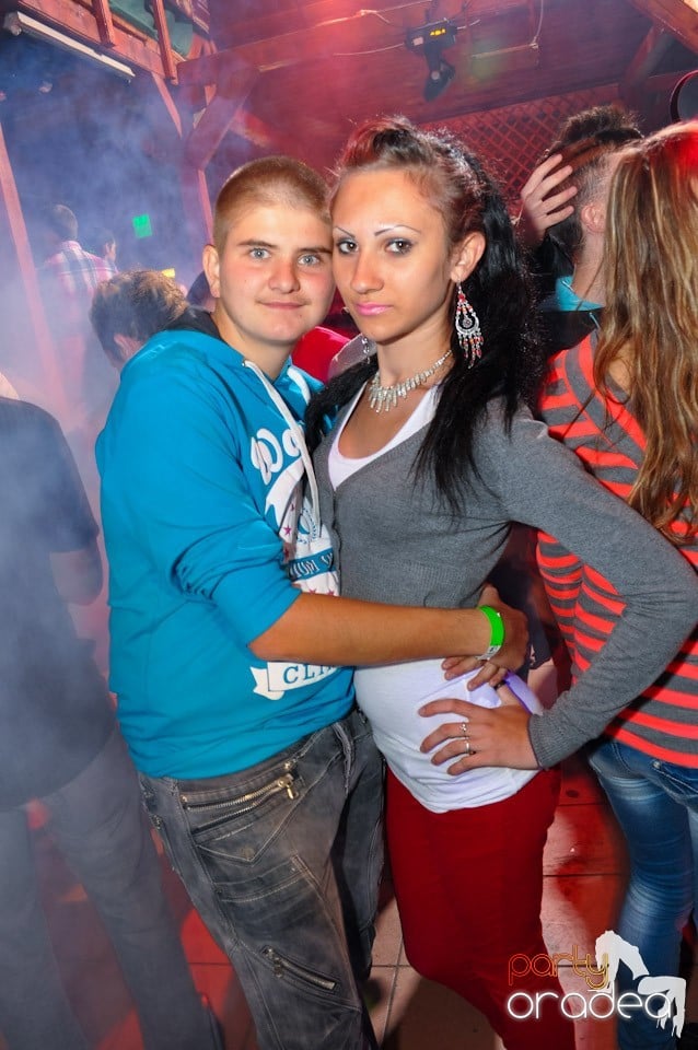 Retro Party în Disco Faház,