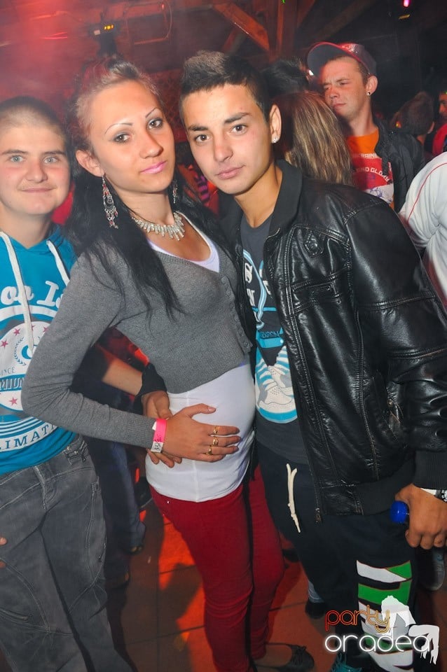 Retro Party în Disco Faház,