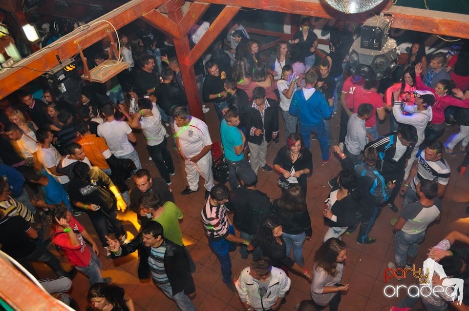 Retro Party în Disco Faház,