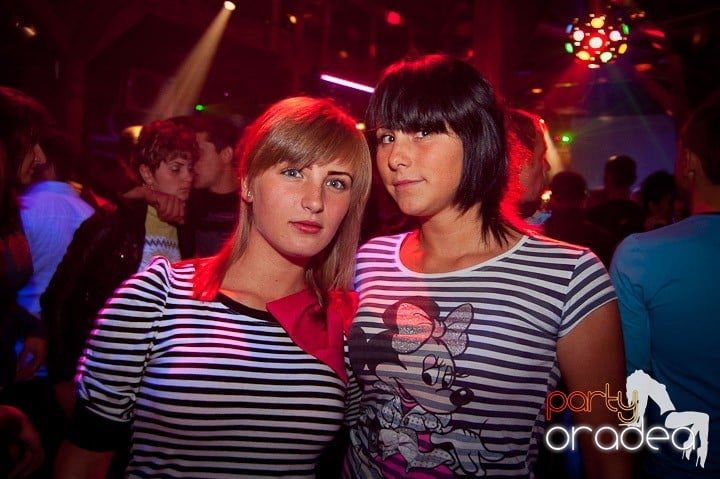 Retro Party în Disco Faház,
