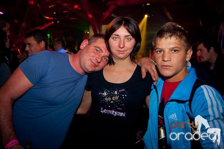 Retro Party în Disco Faház,