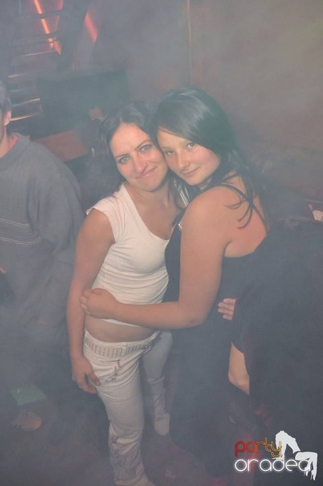 Retro Party în Disco Faház,