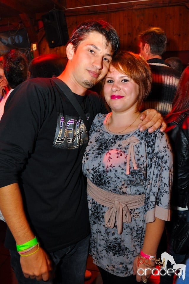 Retro Party în Disco Faház,