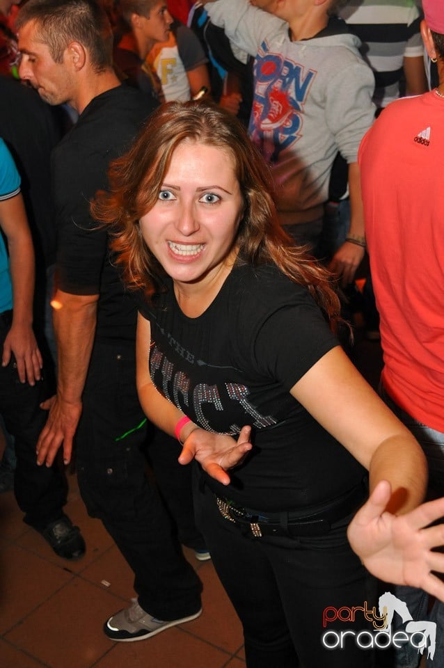 Retro Party în Disco Faház,