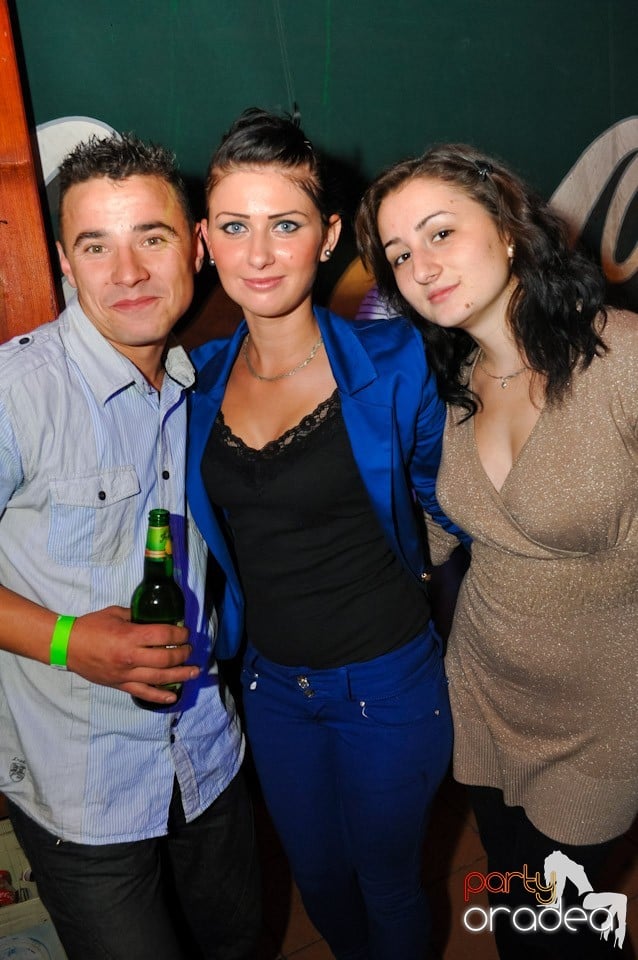 Retro Party în Disco Faház,
