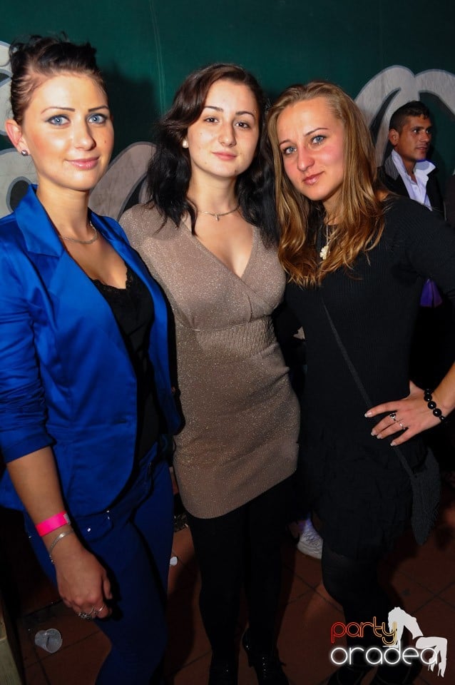 Retro Party în Disco Faház,