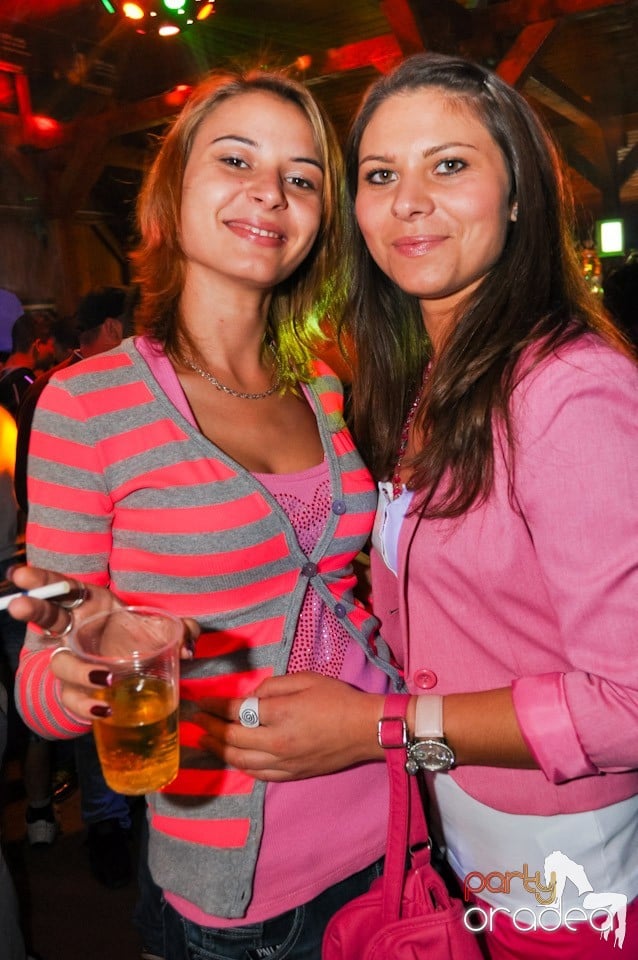 Retro Party în Disco Faház,