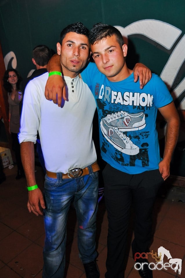 Retro Party în Disco Faház,