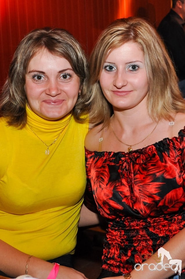 Retro Party în Disco Faház,