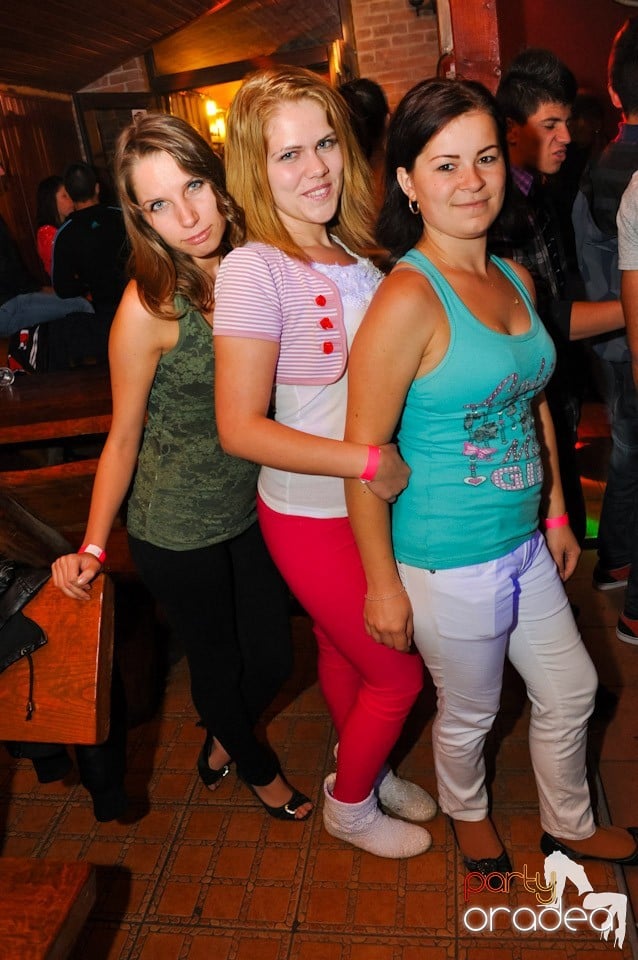 Retro Party în Disco Faház,