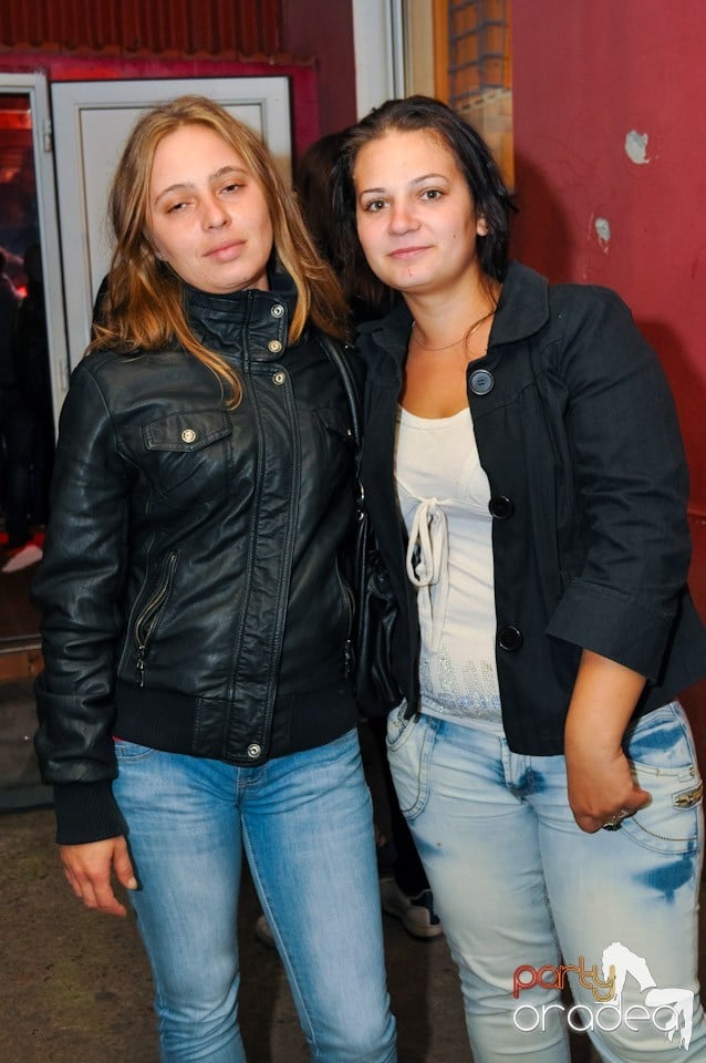 Retro Party în Disco Faház,