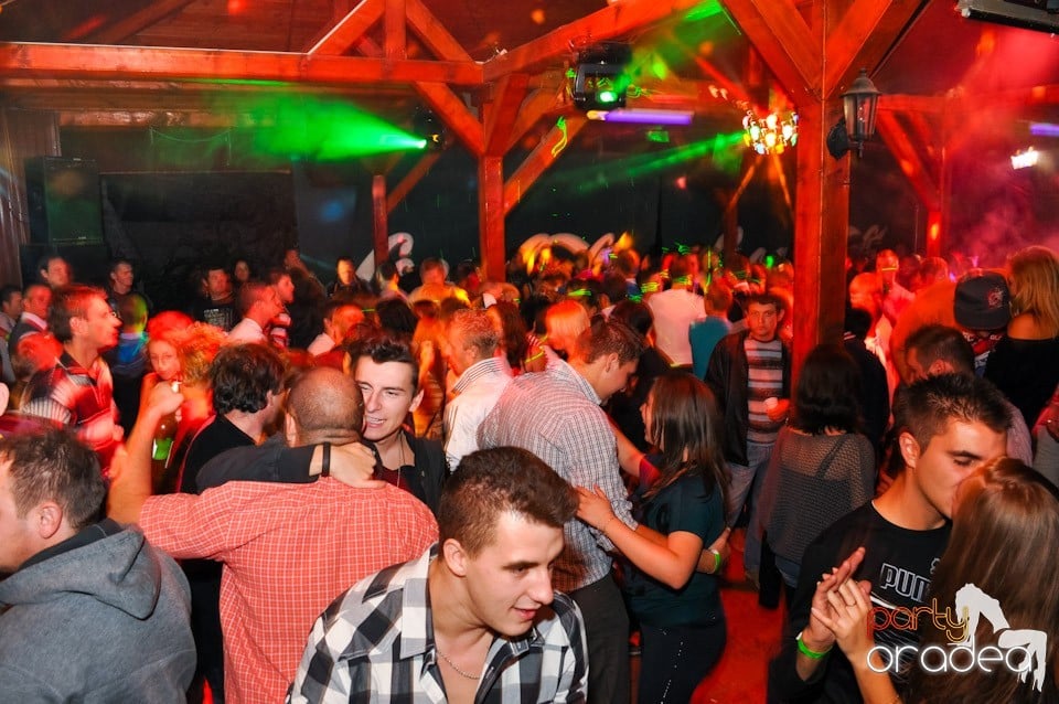 Retro Party în Disco Faház,