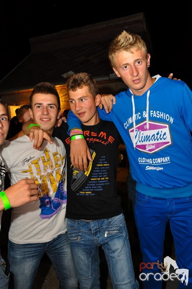 Retro Party în Disco Faház,