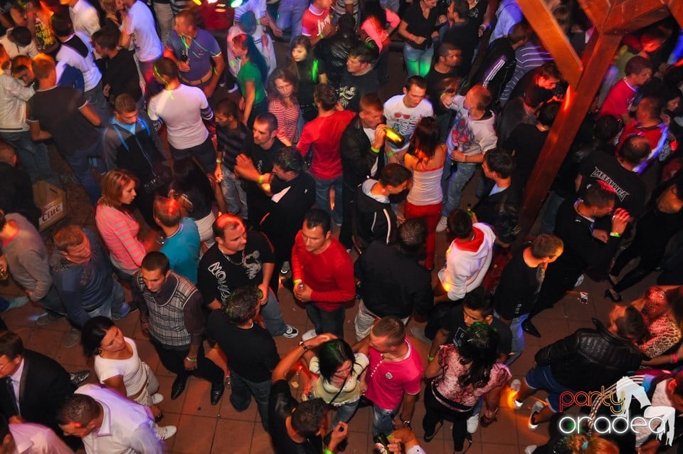 Retro Party în Disco Faház,