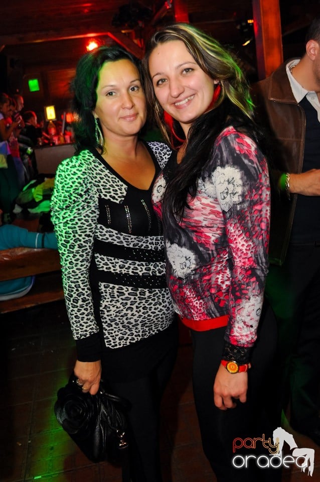 Retro Party în Disco Faház,