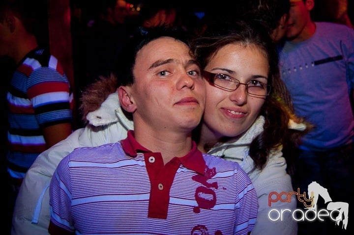 Retro Party în Disco Faház,