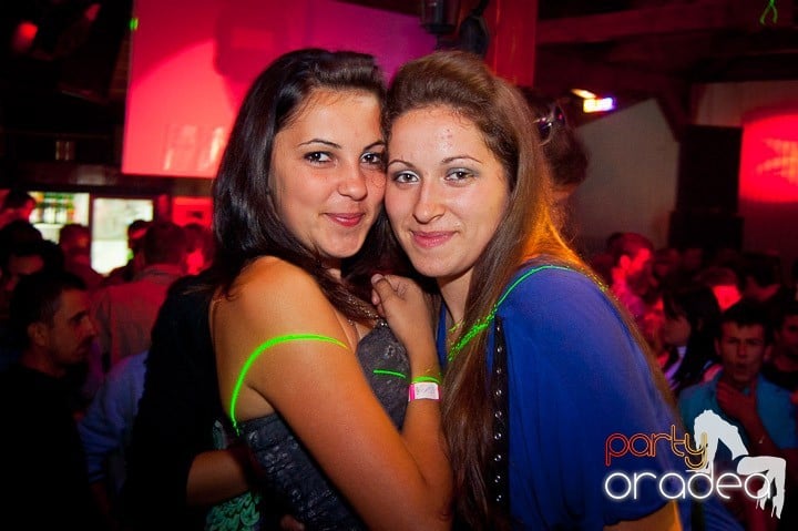 Retro Party în Disco Faház,