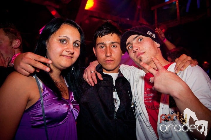 Retro Party în Disco Faház,