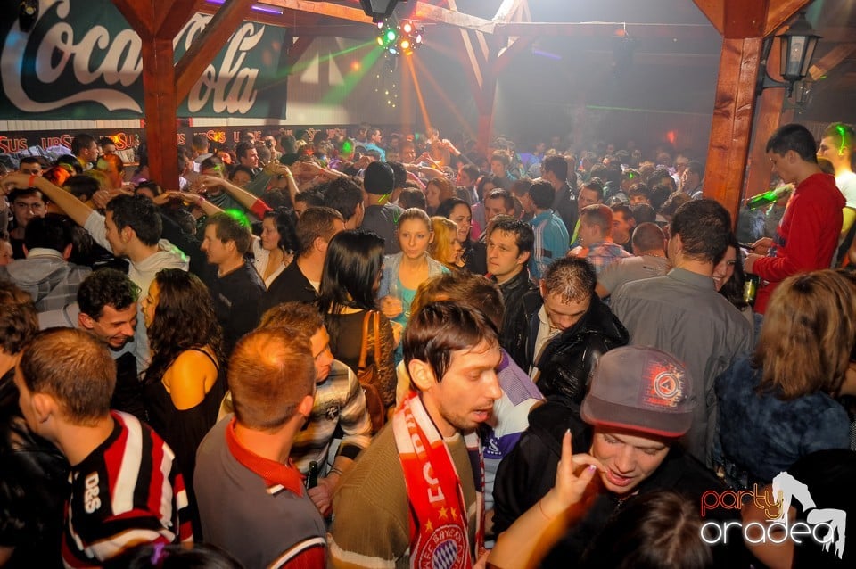 Retro Party în Disco Faház, 