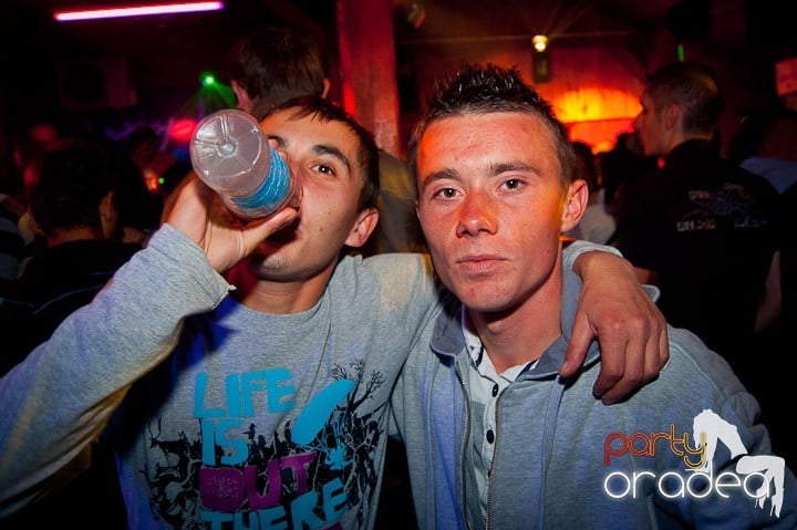 Retro Party în Disco Faház,