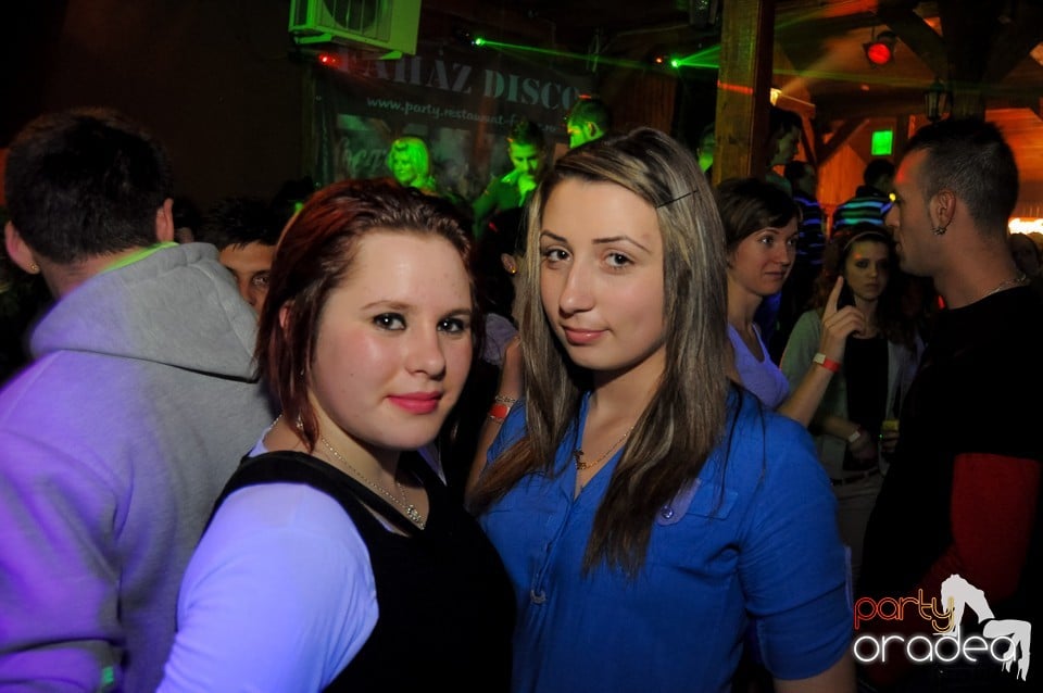 Retro Party în Disco Faház, 