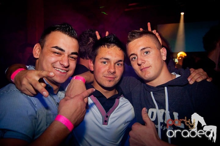 Retro Party în Disco Faház,