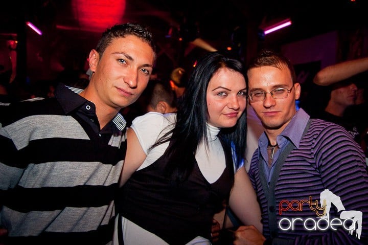Retro Party în Disco Faház,