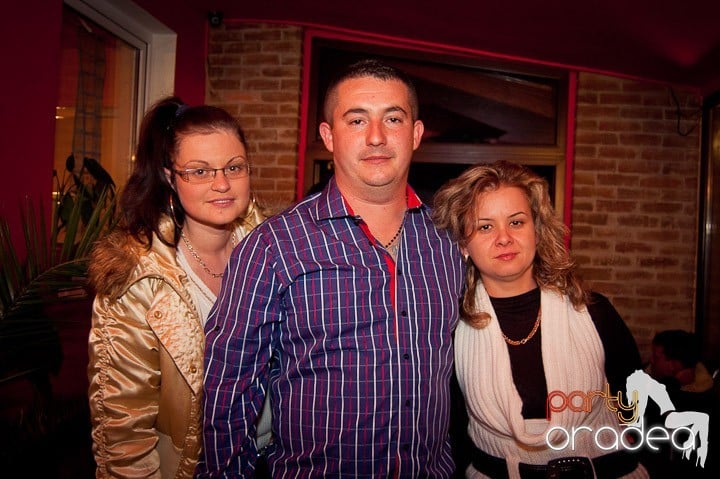 Retro Party în Disco Faház,