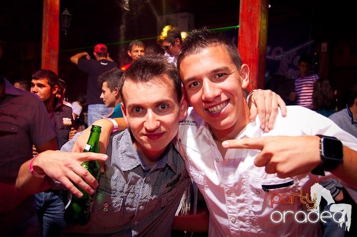 Retro Party în Disco Faház,
