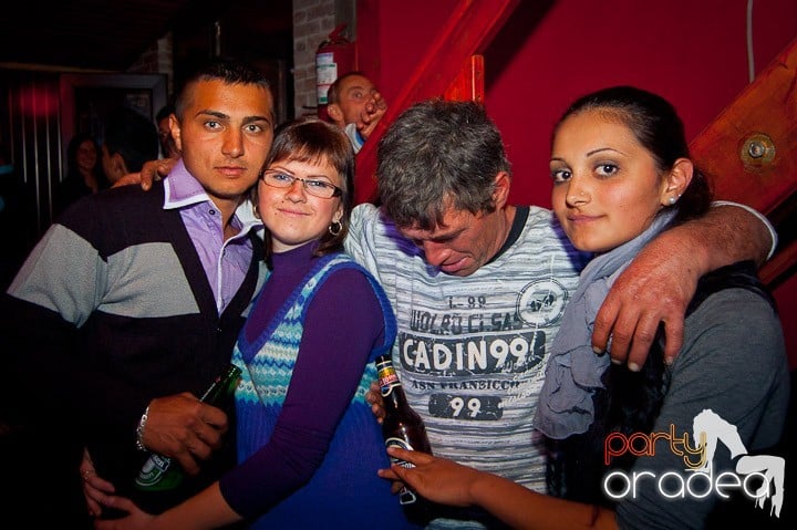 Retro Party în Disco Faház,