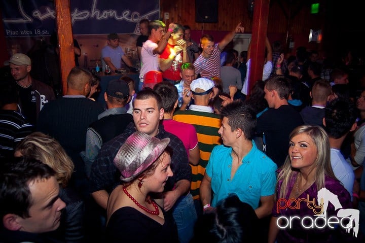 Retro Party în Disco Faház,
