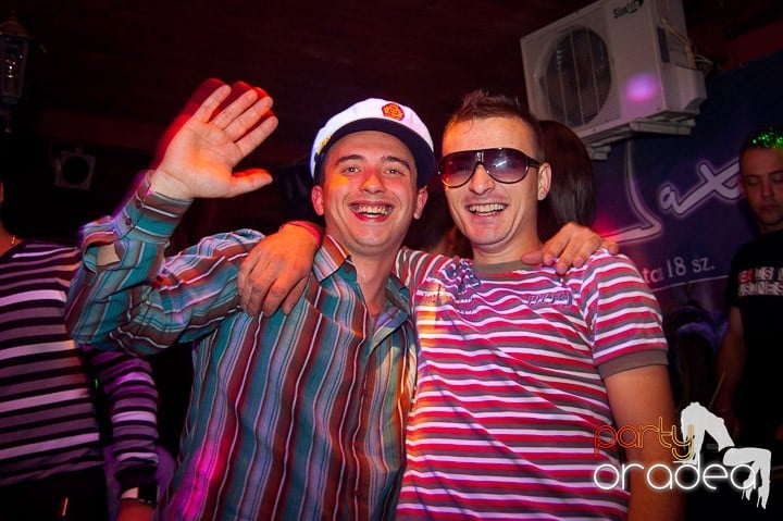 Retro Party în Disco Faház,