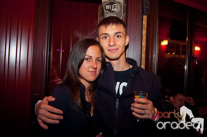 Retro Party în Disco Faház,
