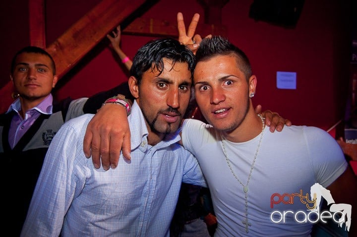 Retro Party în Disco Faház,