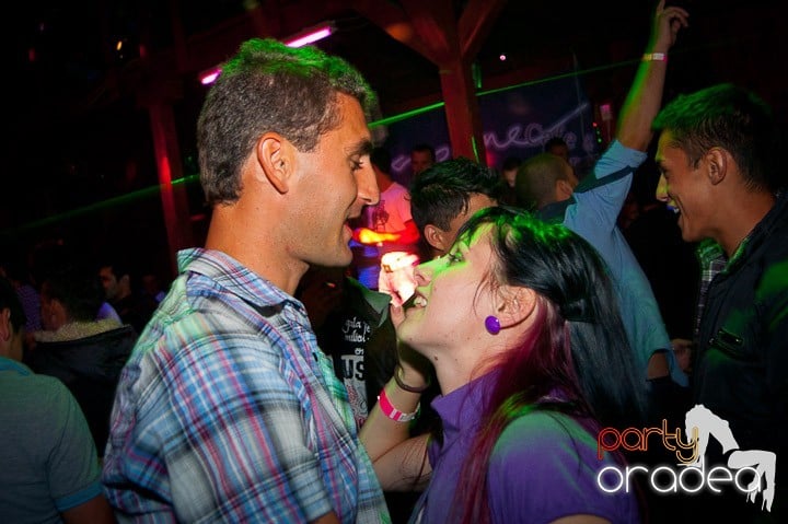 Retro Party în Disco Faház,