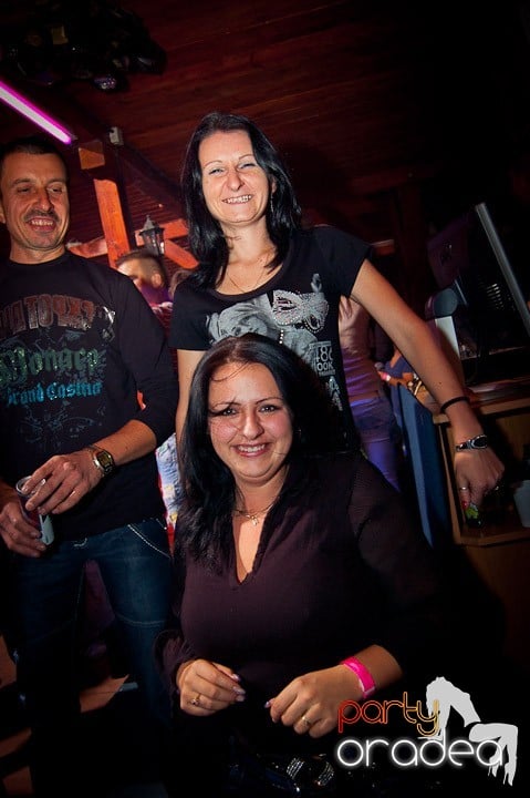 Retro Party în Disco Faház,