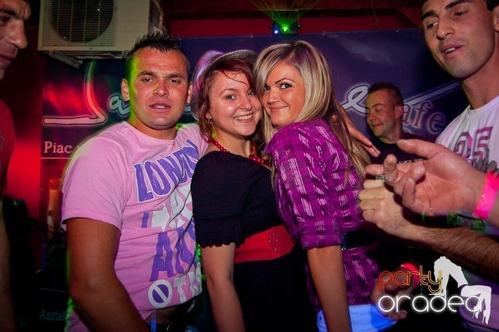 Retro Party în Disco Faház,