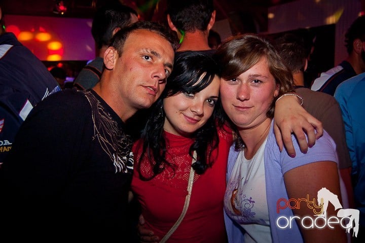 Retro Party în Disco Faház,