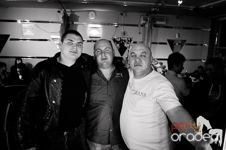 Retro Party în Disco Faház,
