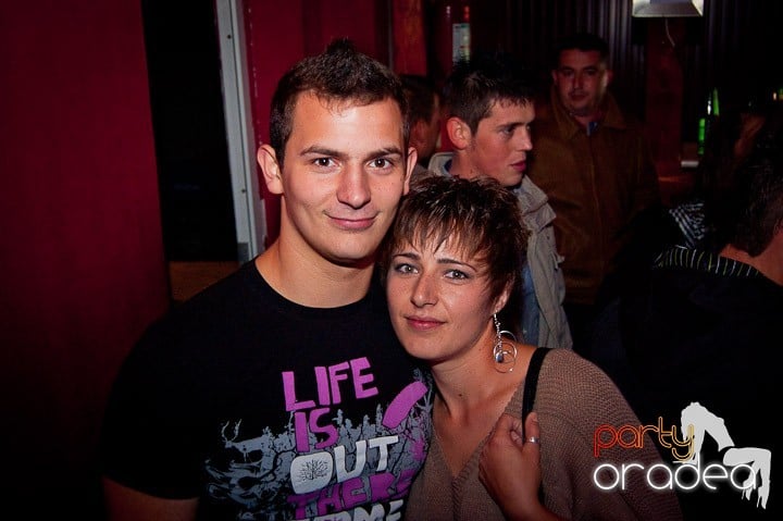 Retro Party în Disco Faház,