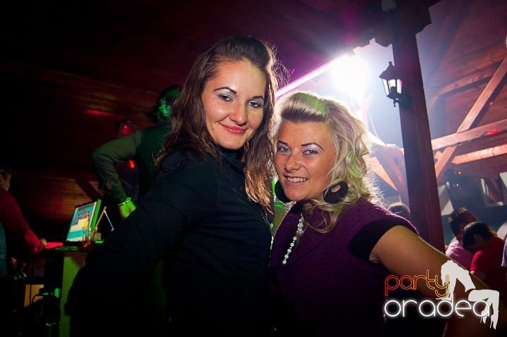 Retro Party în Disco Faház,