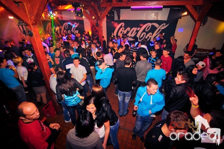 Retro Party în Disco Faház,