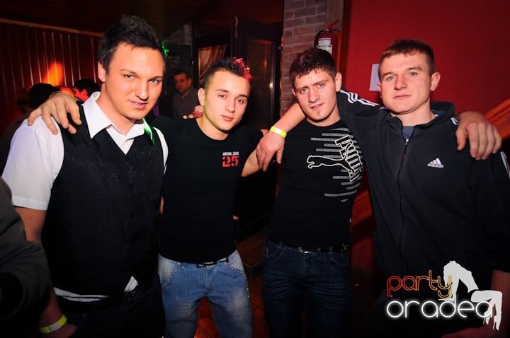 Retro Party în Disco Faház,