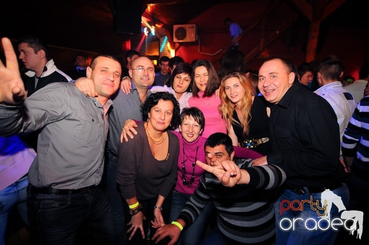 Retro Party în Disco Faház,