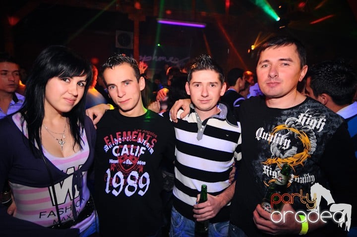 Retro Party în Disco Faház,