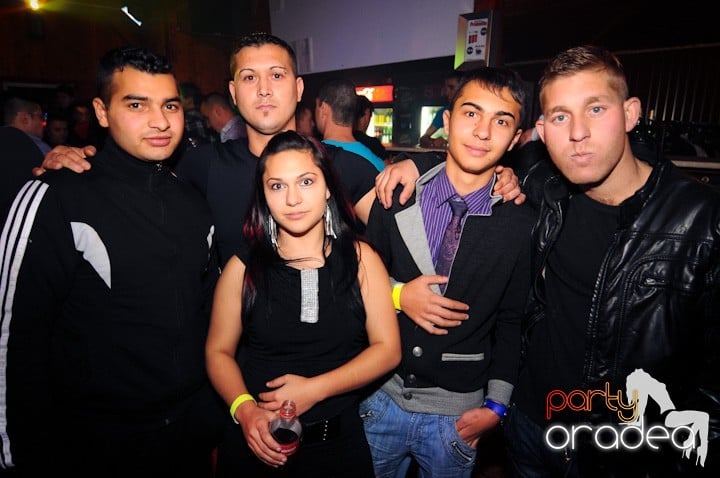 Retro Party în Disco Faház,