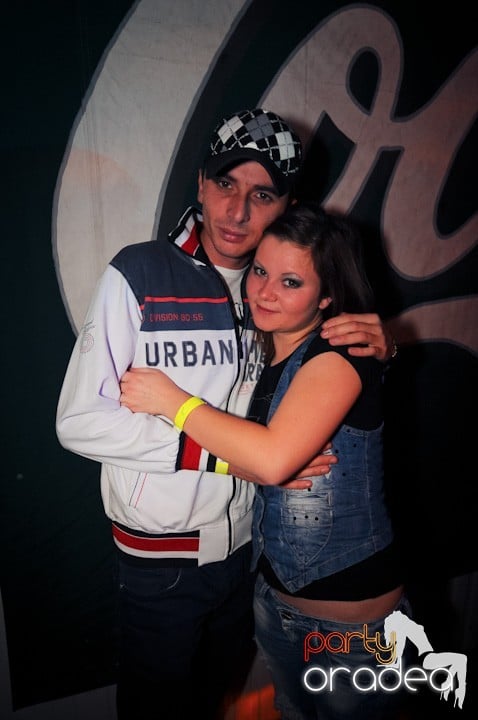 Retro Party în Disco Faház,